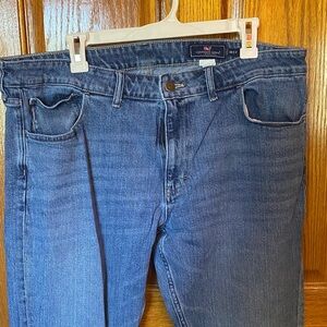 Vineyard Vines Men's Relaxed Blue Jeans